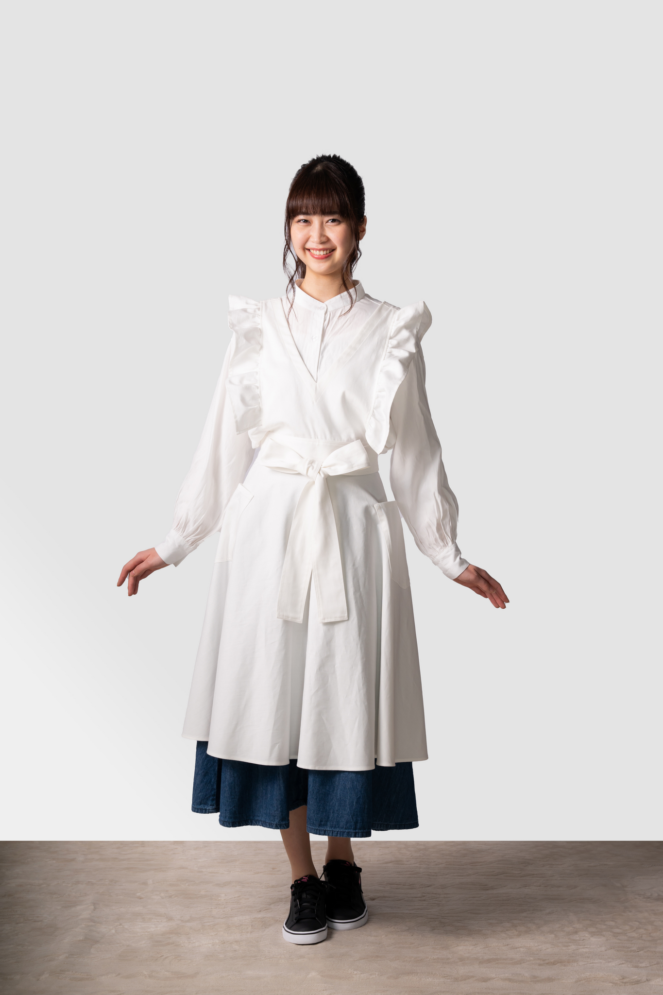 魅力の 極美品 レア フリルエプロン パラディス 鳳凰 薔薇 エプロン